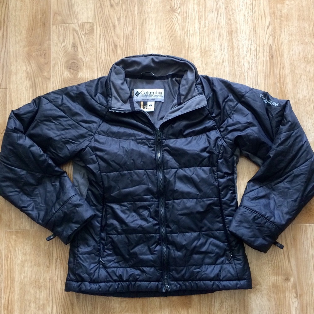 COLUMBIA "Titanium"  Women's Lightweight, Black , Polyester, Puffer Jacket